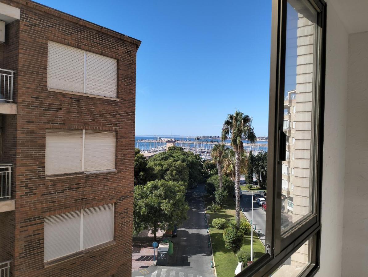 Unique Apartahotel 2-1 Torrevieja Eksteriør bilde